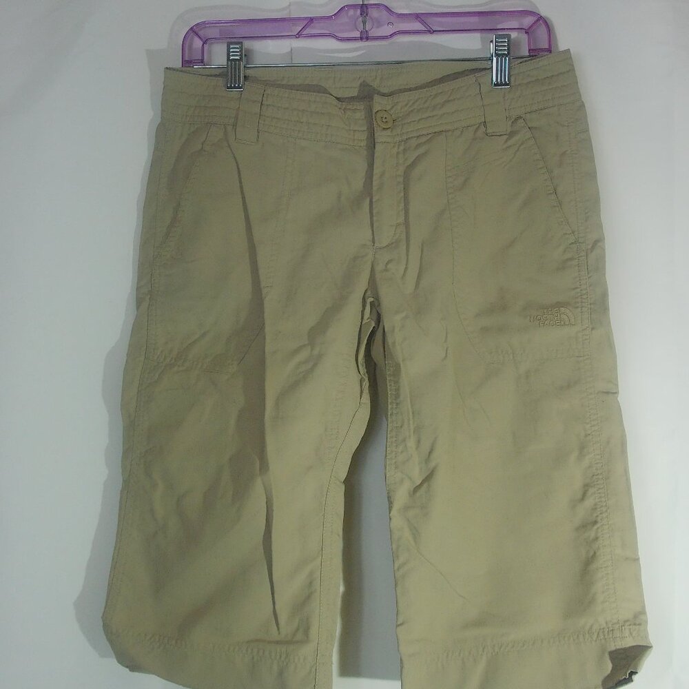 The North Face Khaki Bermuda Nylon Hiking Shorts Women’s Size 6